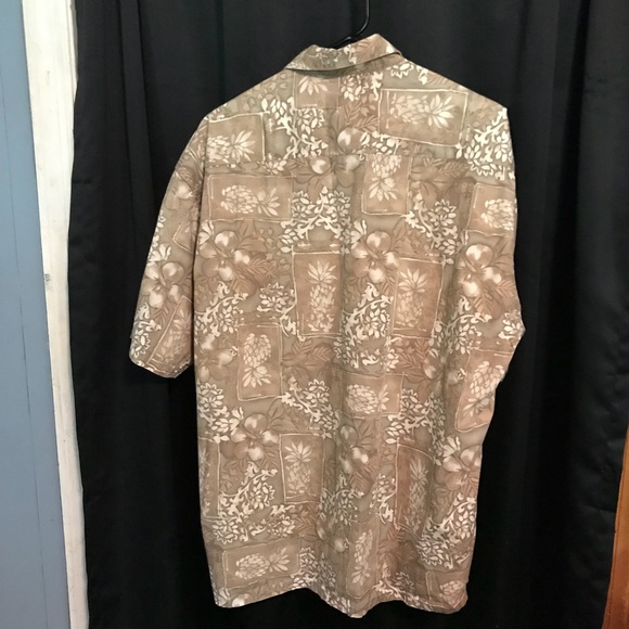 Men’s casual button up shirt - Picture 5 of 5